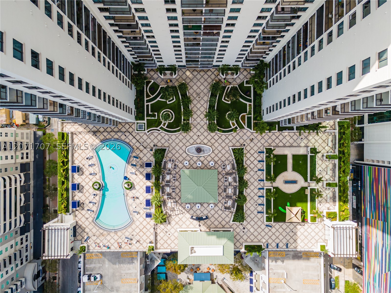 999 SW 1st Ave #2502, Miami FL 33130