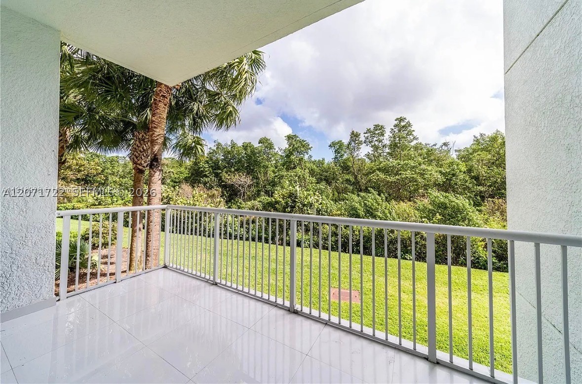 14951 Royal Oaks Ln #102, North Miami FL 33181
