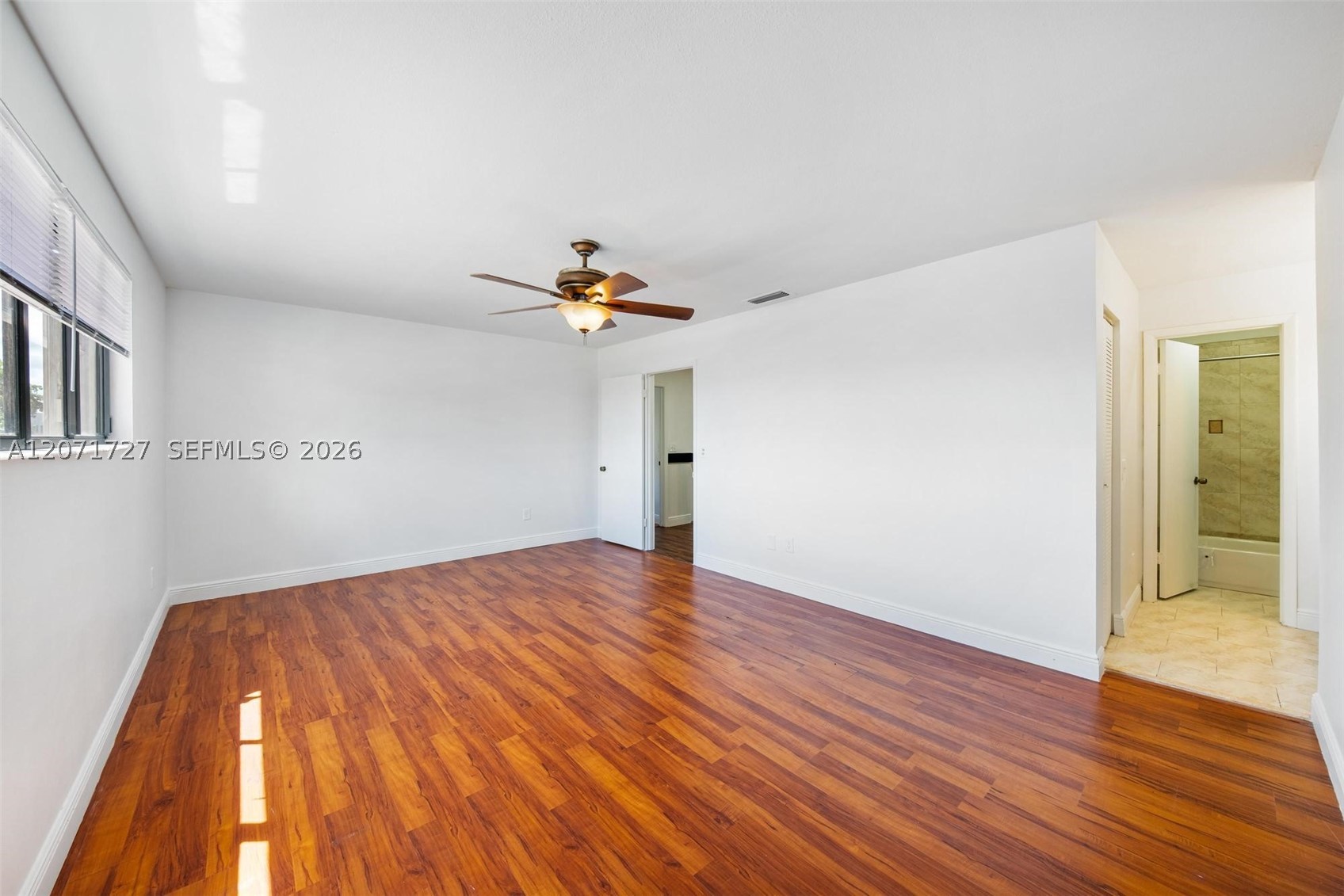 15157 SW 95th St #15157, Miami FL 33196