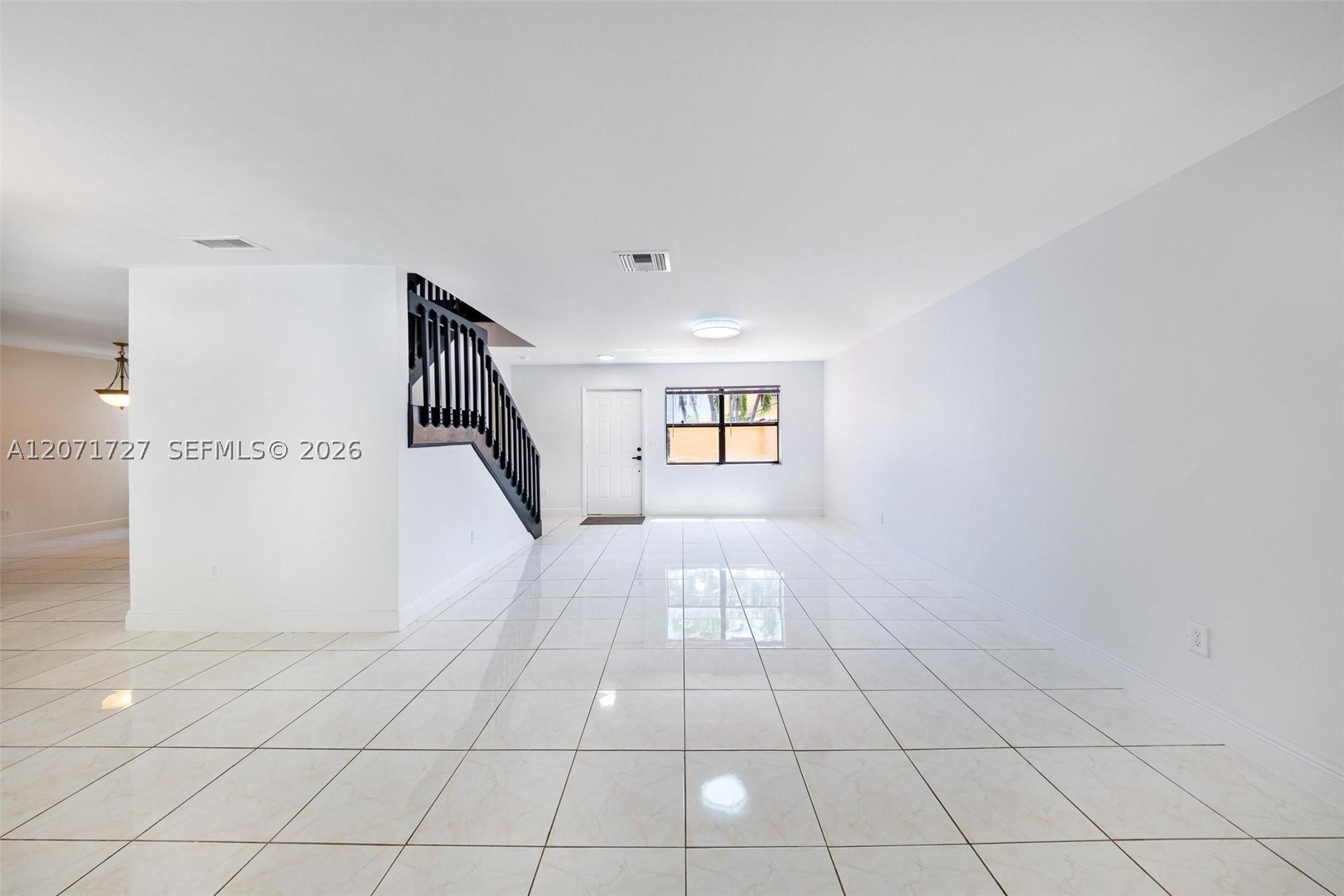 15157 SW 95th St #15157, Miami FL 33196
