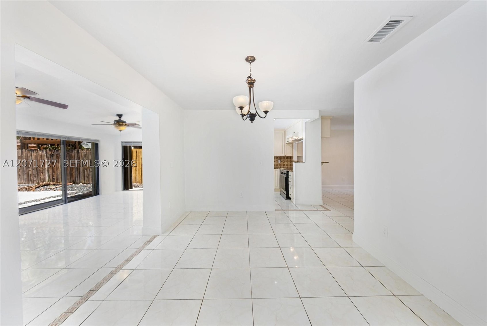 15157 SW 95th St #15157, Miami FL 33196