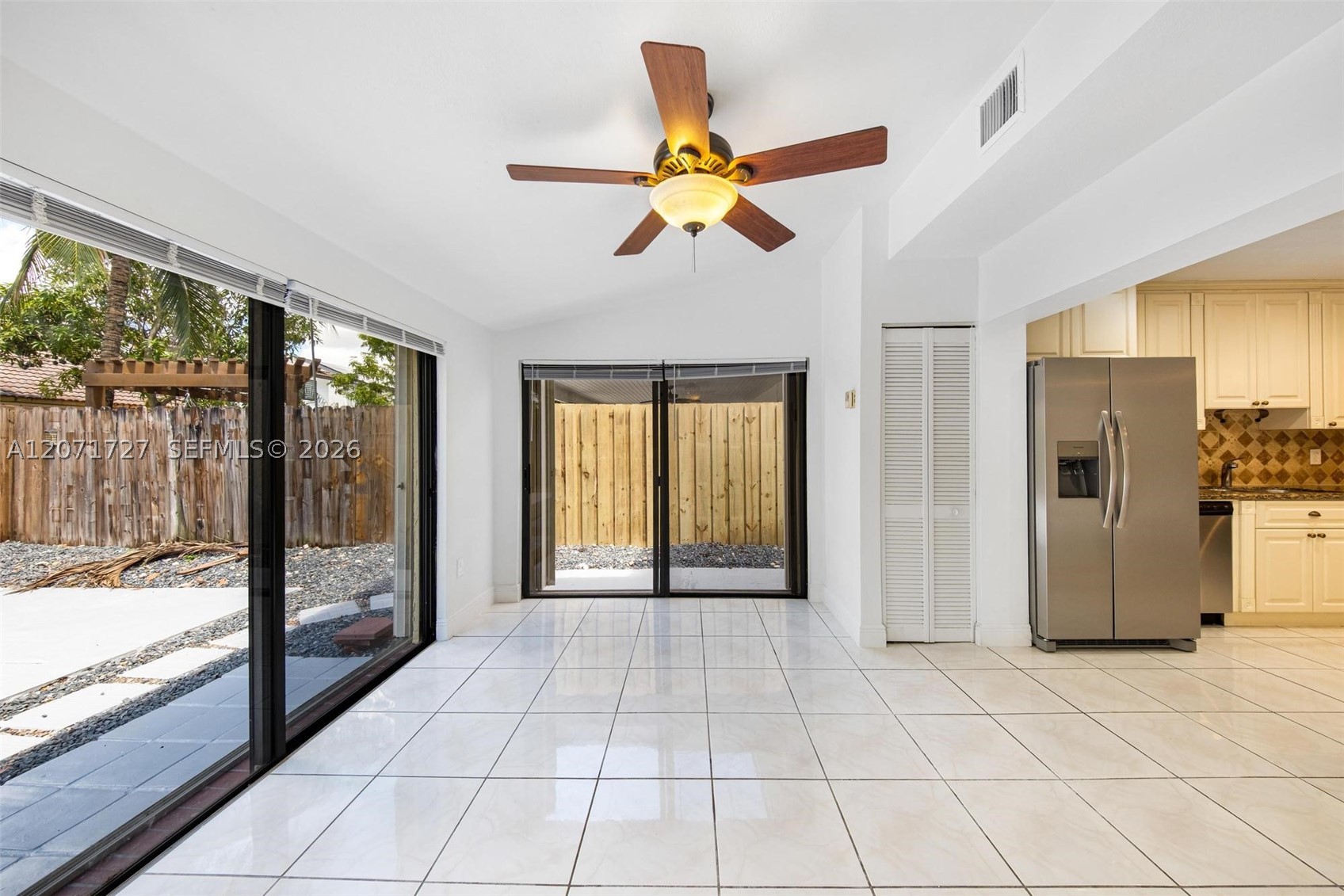 15157 SW 95th St #15157, Miami FL 33196