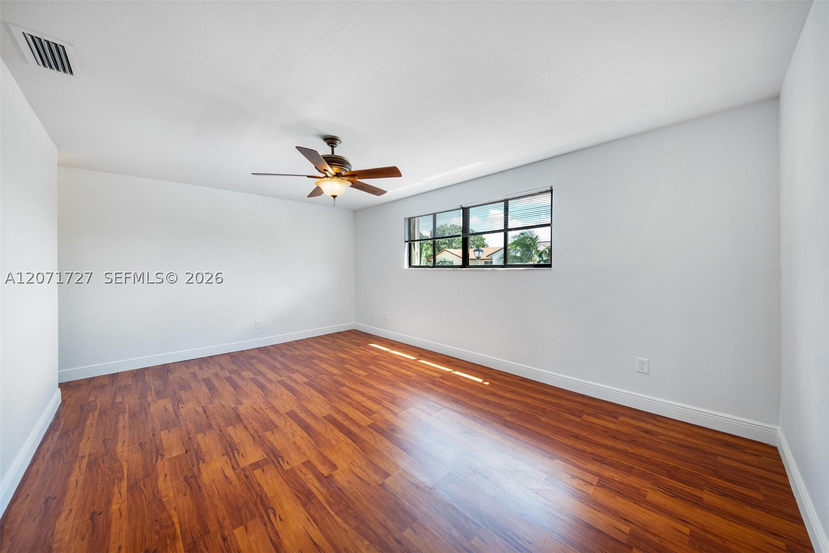 15157 SW 95th St #15157, Miami FL 33196