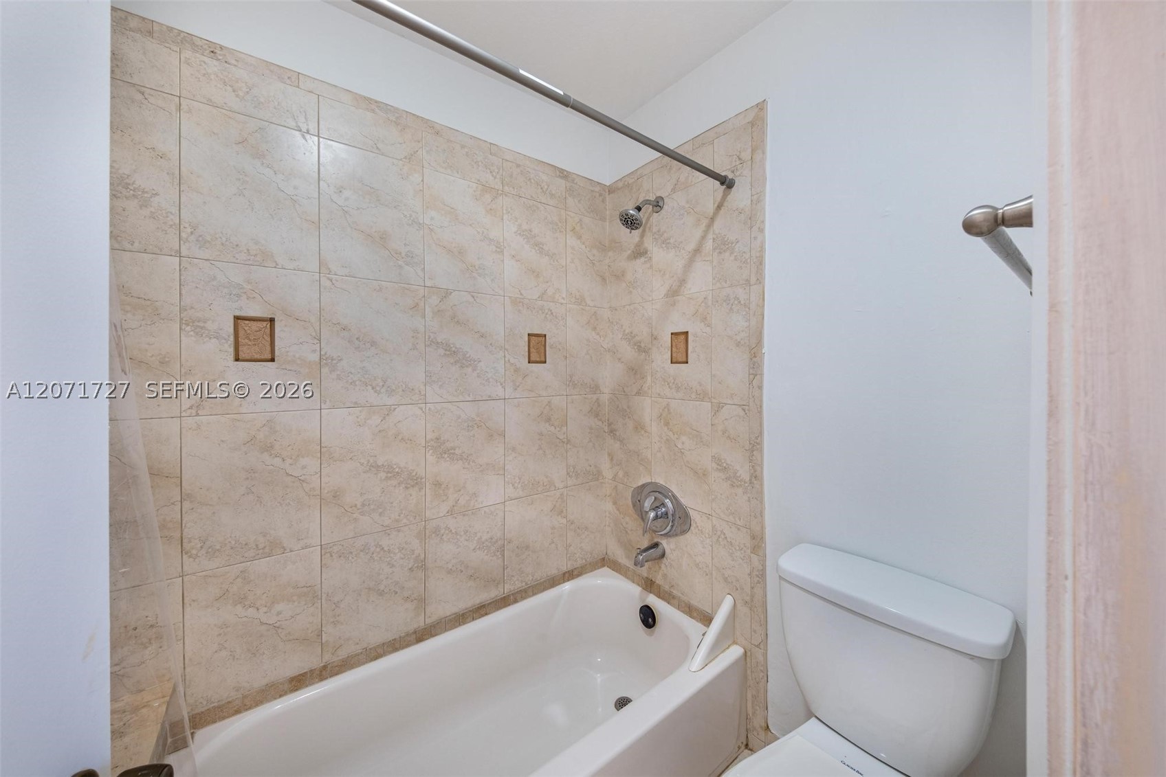 15157 SW 95th St #15157, Miami FL 33196