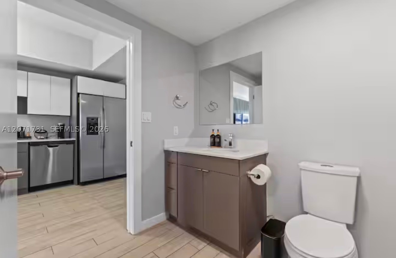 321 NE 26th St #811, Miami FL 33137