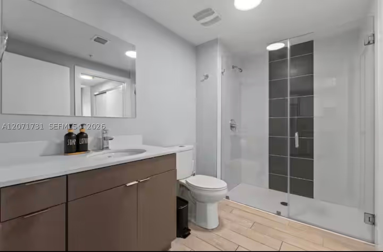 321 NE 26th St #811, Miami FL 33137