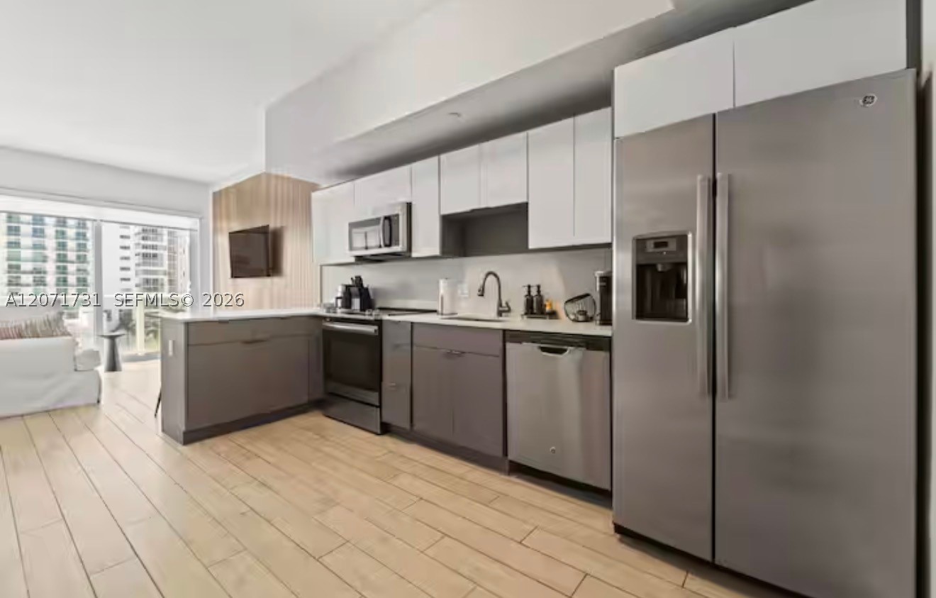 321 NE 26th St #811, Miami FL 33137