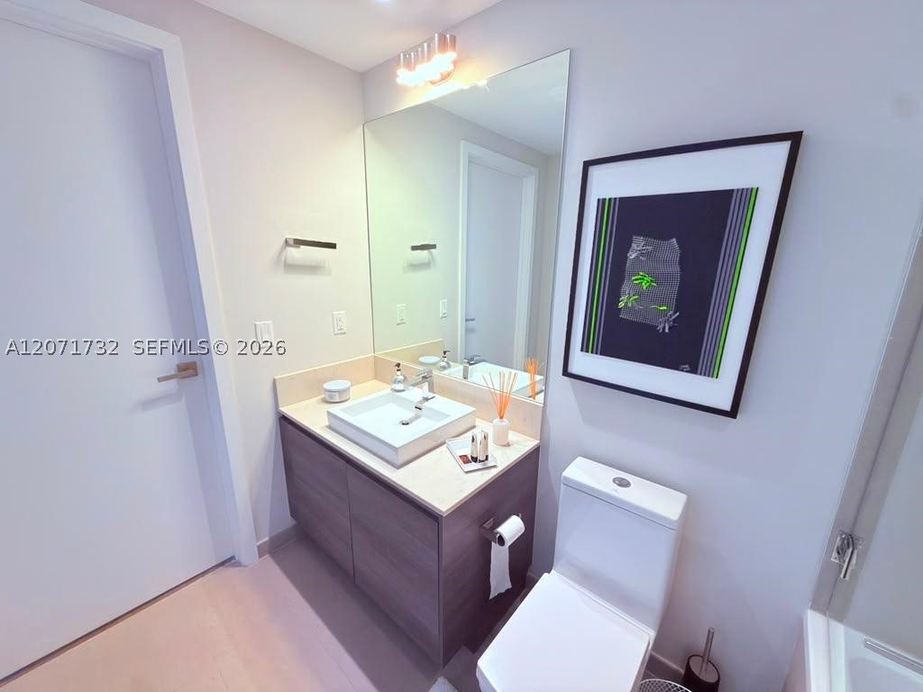 1080 Brickell Ave #3600, Miami FL 33131