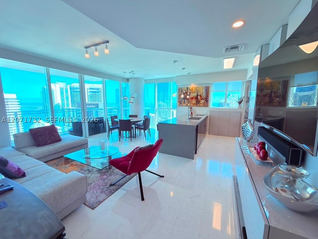 1080 Brickell Ave #3600, Miami FL 33131