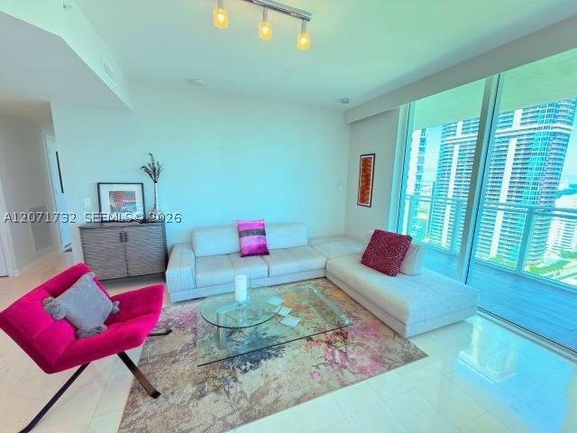1080 Brickell Ave #3600, Miami FL 33131