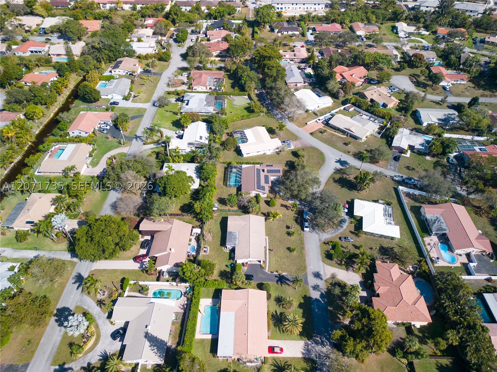 8203 NW 37th St, Coral Springs FL 33065