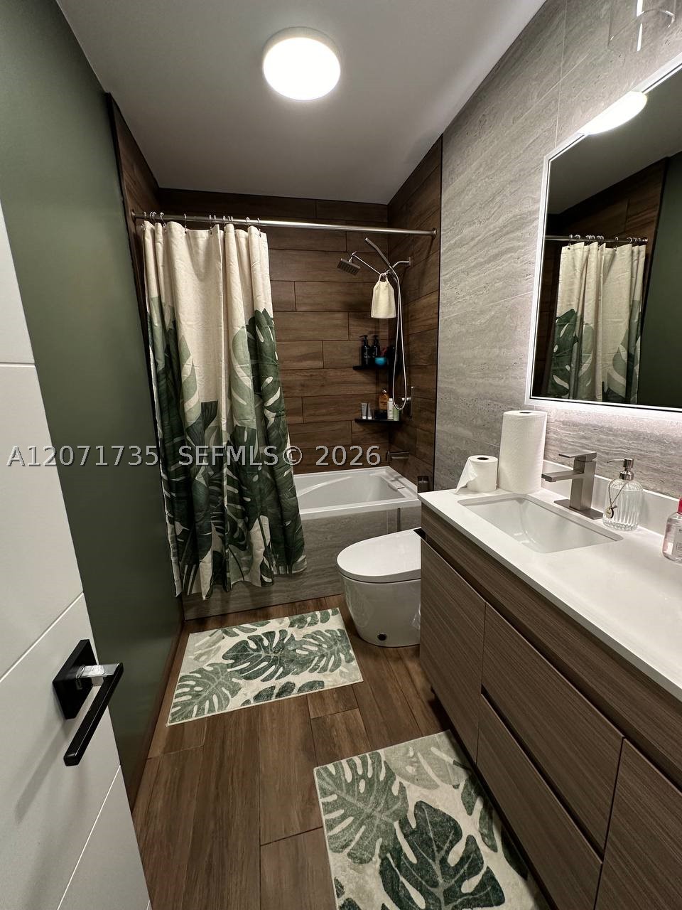 8203 NW 37th St, Coral Springs FL 33065
