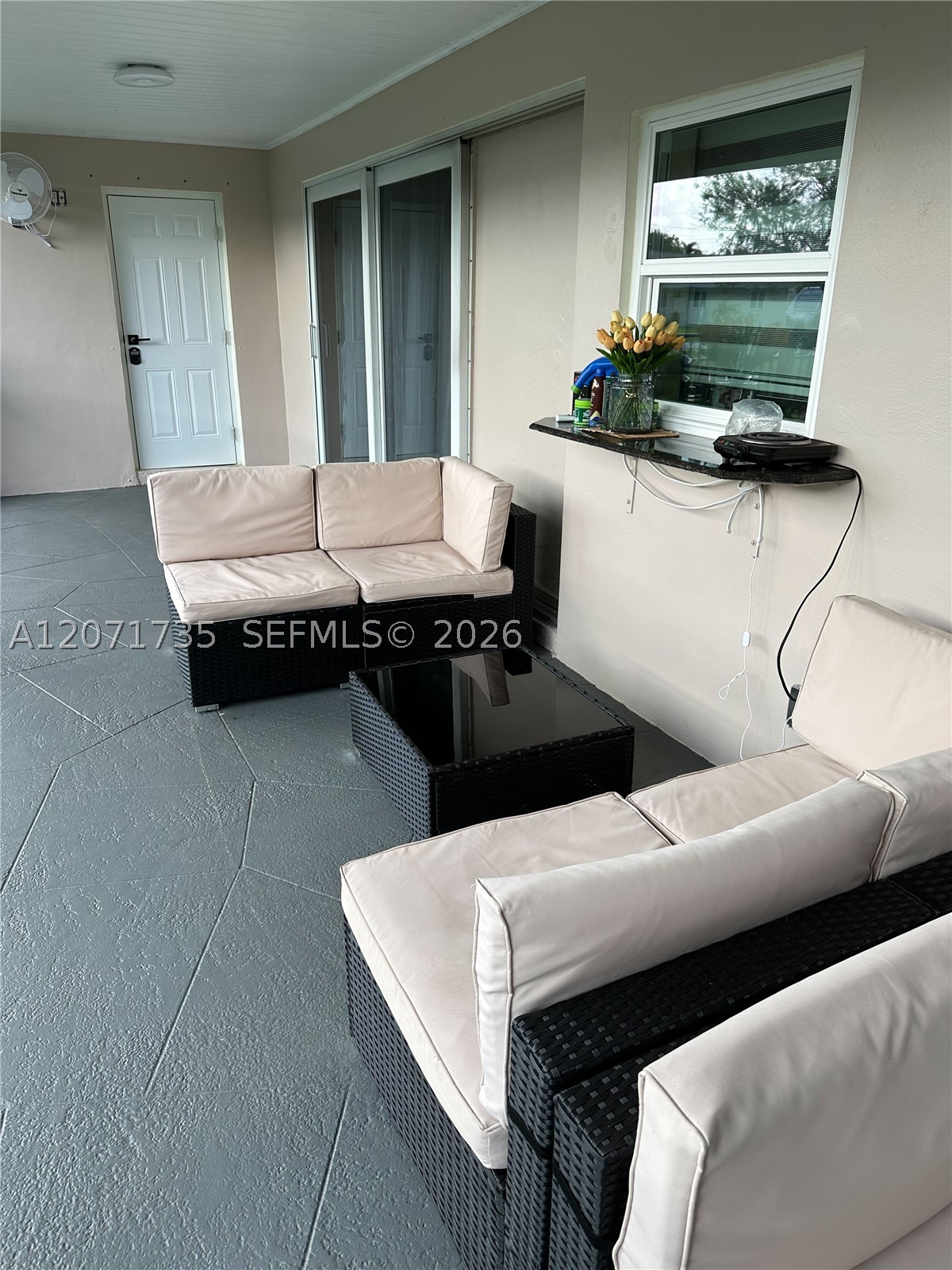 8203 NW 37th St, Coral Springs FL 33065