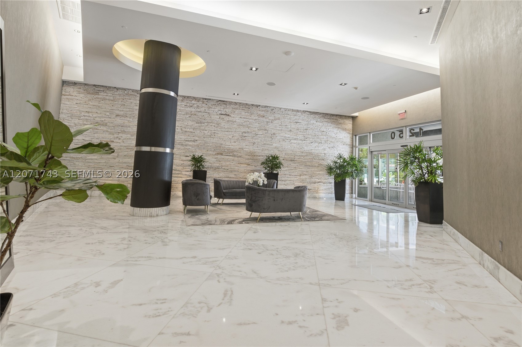 1250 S Miami Ave #2004, Miami FL 33130