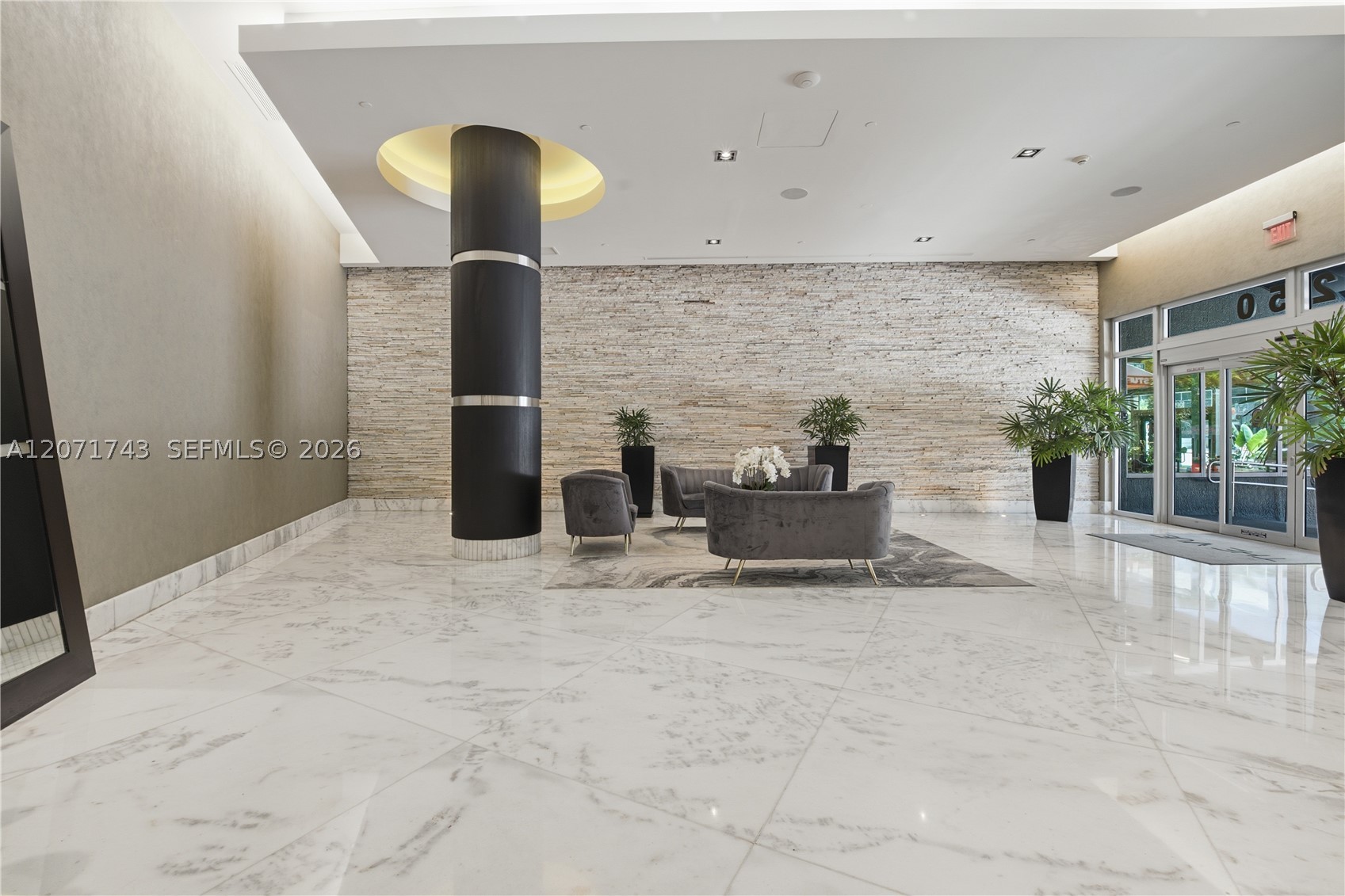 1250 S Miami Ave #2004, Miami FL 33130