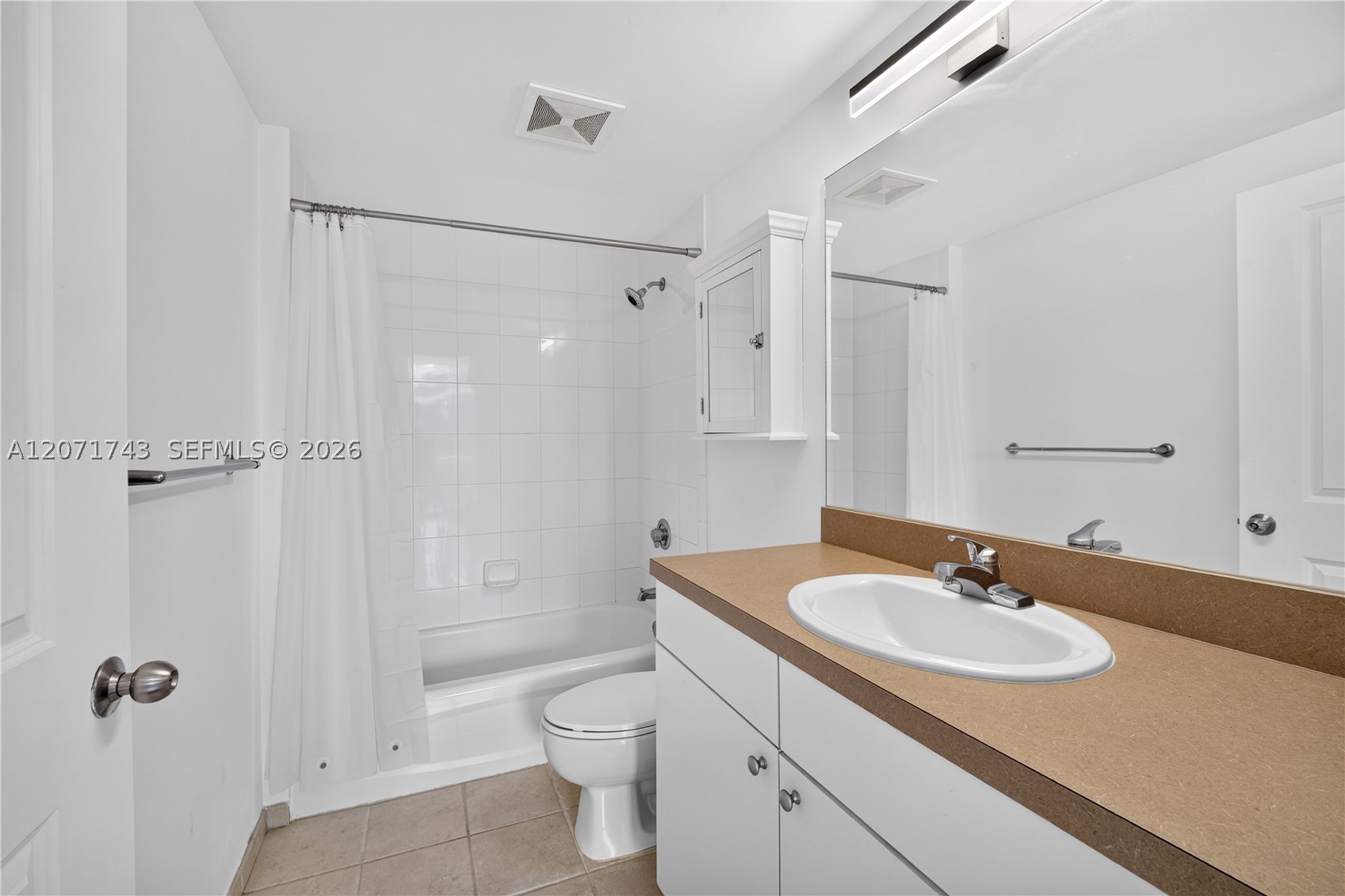1250 S Miami Ave #2004, Miami FL 33130
