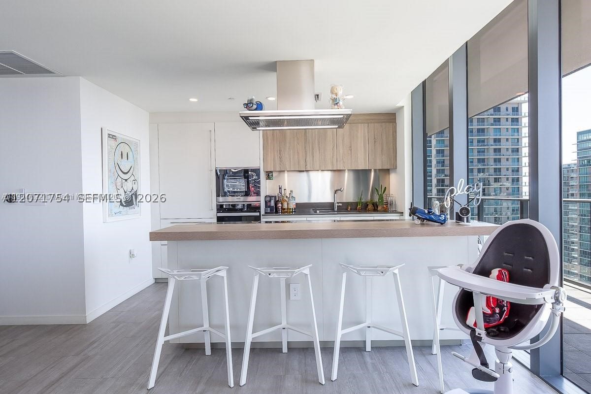 1000 Brickell Plz #3512, Miami FL 33131