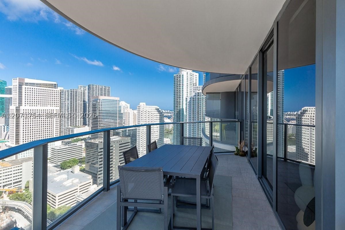 1000 Brickell Plz #3512, Miami FL 33131