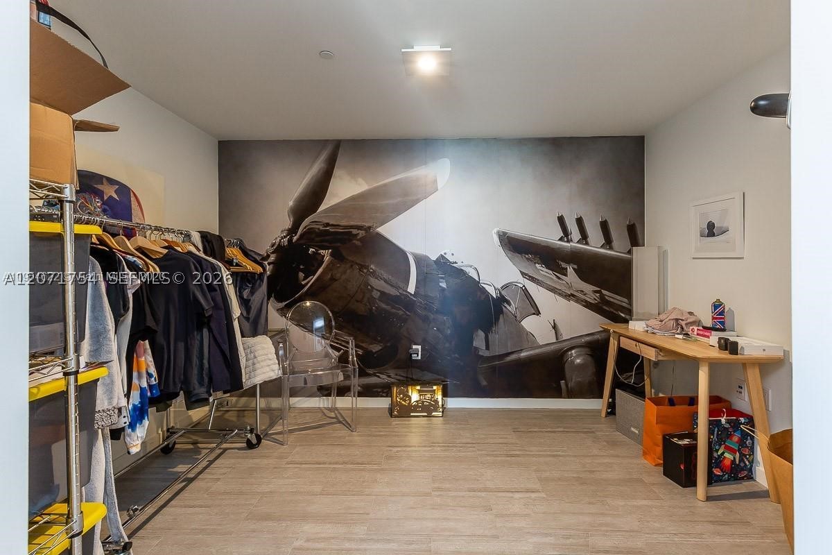 1000 Brickell Plz #3512, Miami FL 33131