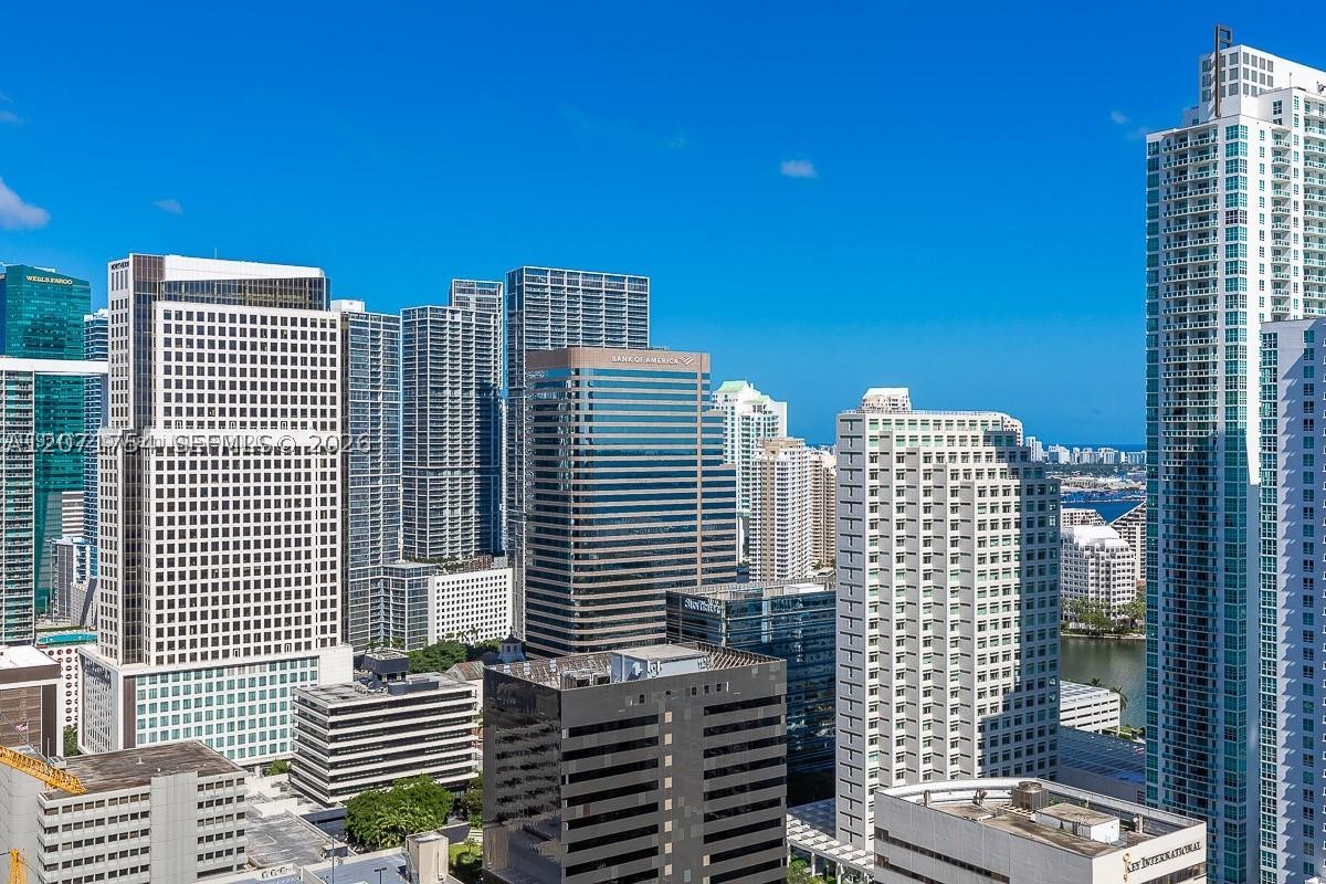 1000 Brickell Plz #3512, Miami FL 33131