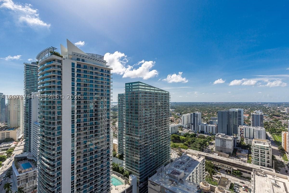 1000 Brickell Plz #3512, Miami FL 33131