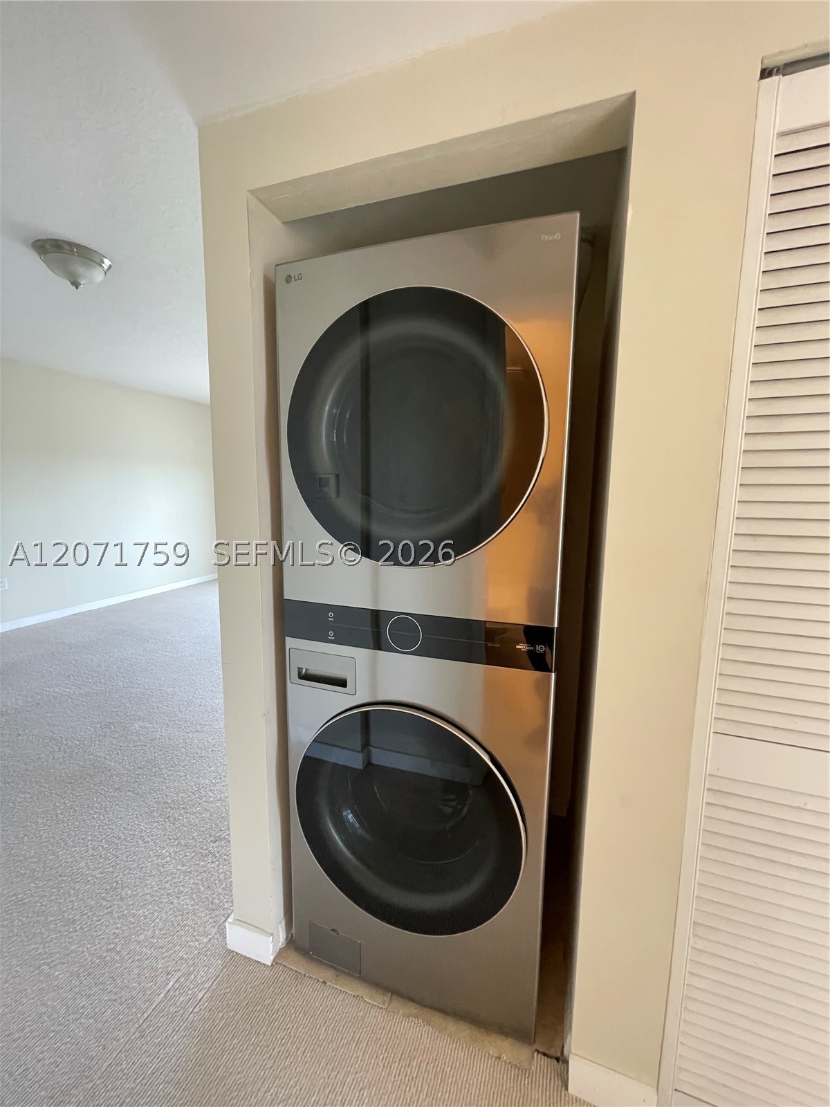900 SW 8th St #1503, Miami FL 33130
