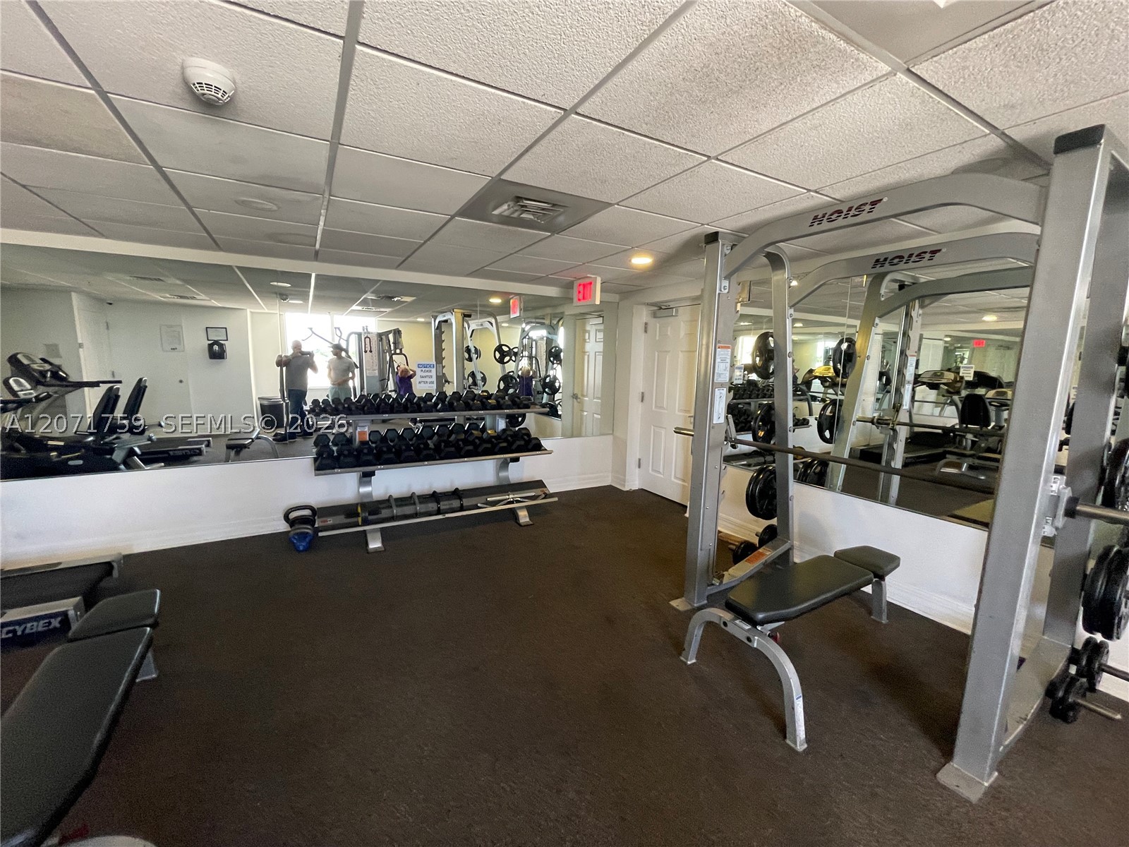 900 SW 8th St #1503, Miami FL 33130