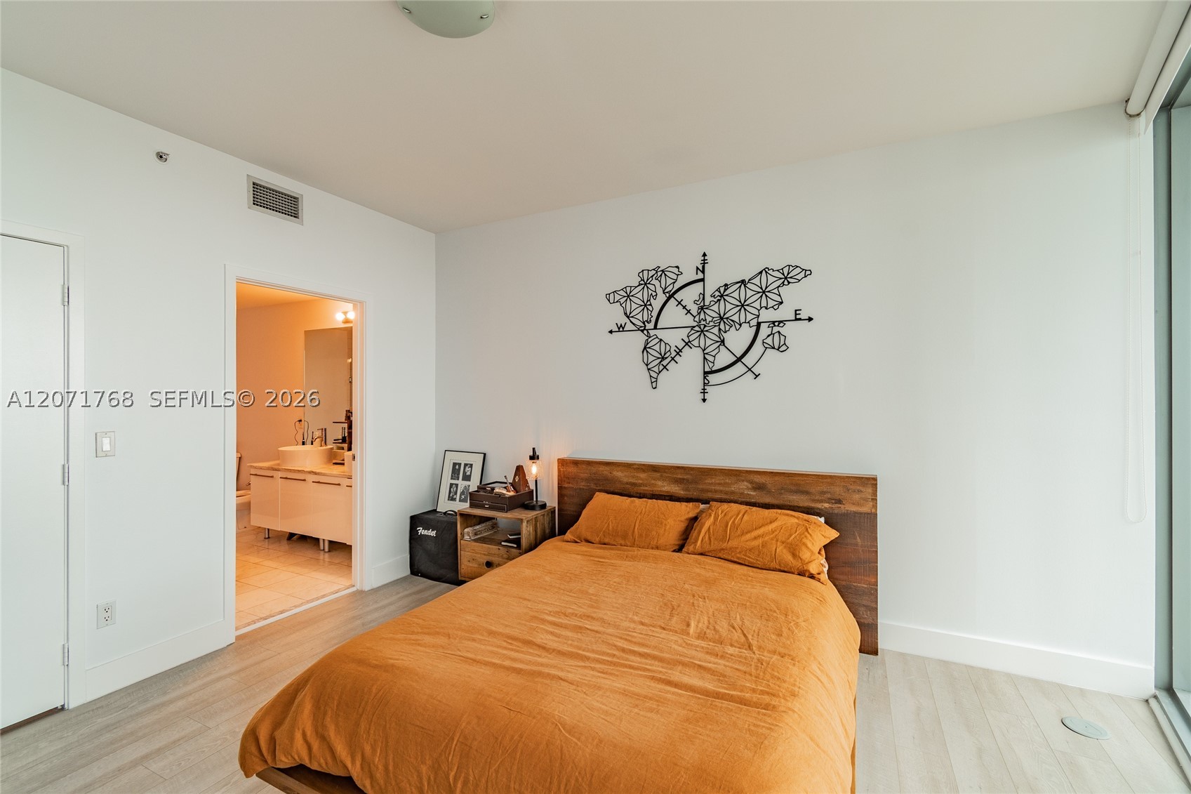888 Biscayne Blvd #1601, Miami FL 33132