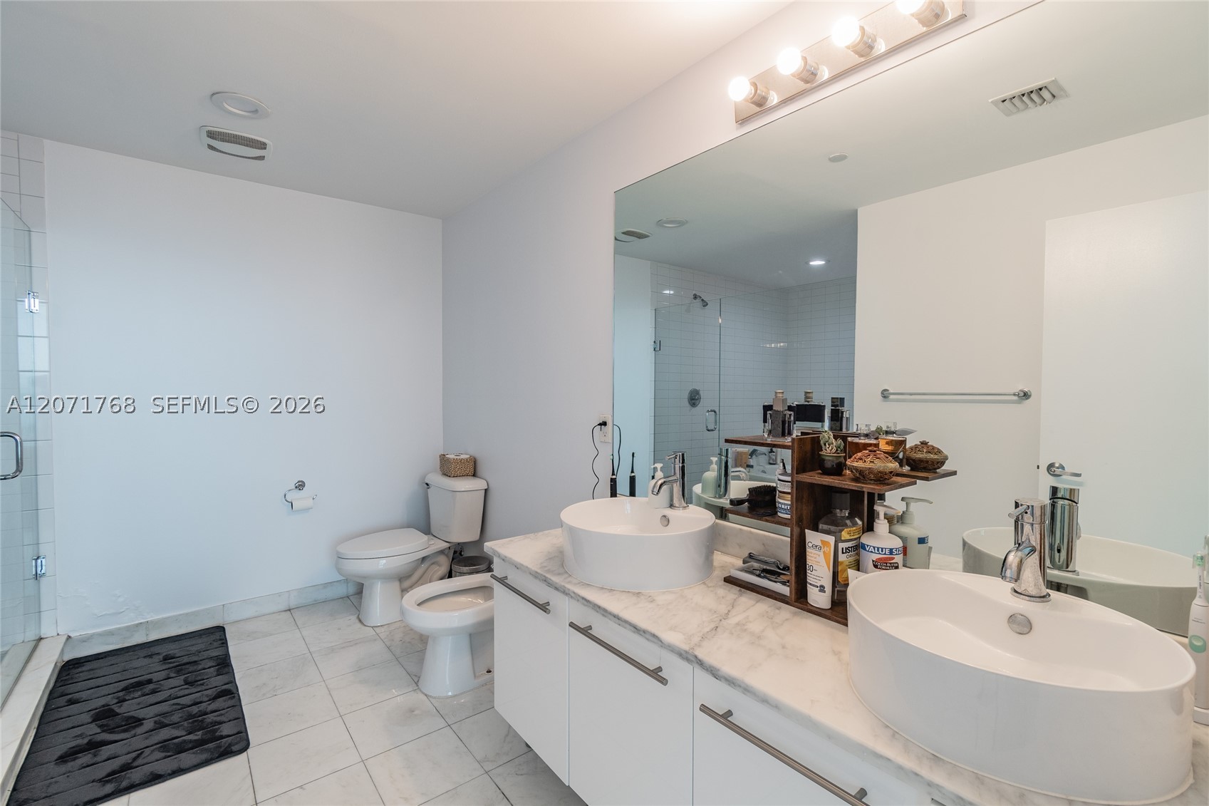 888 Biscayne Blvd #1601, Miami FL 33132