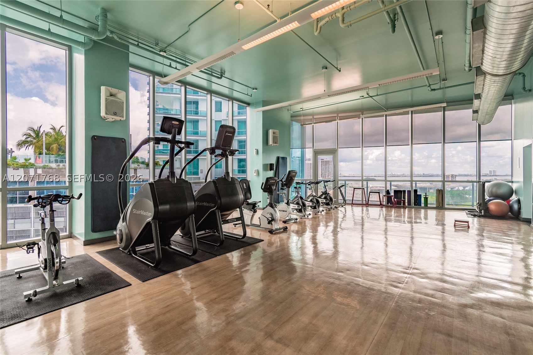 888 Biscayne Blvd #1601, Miami FL 33132