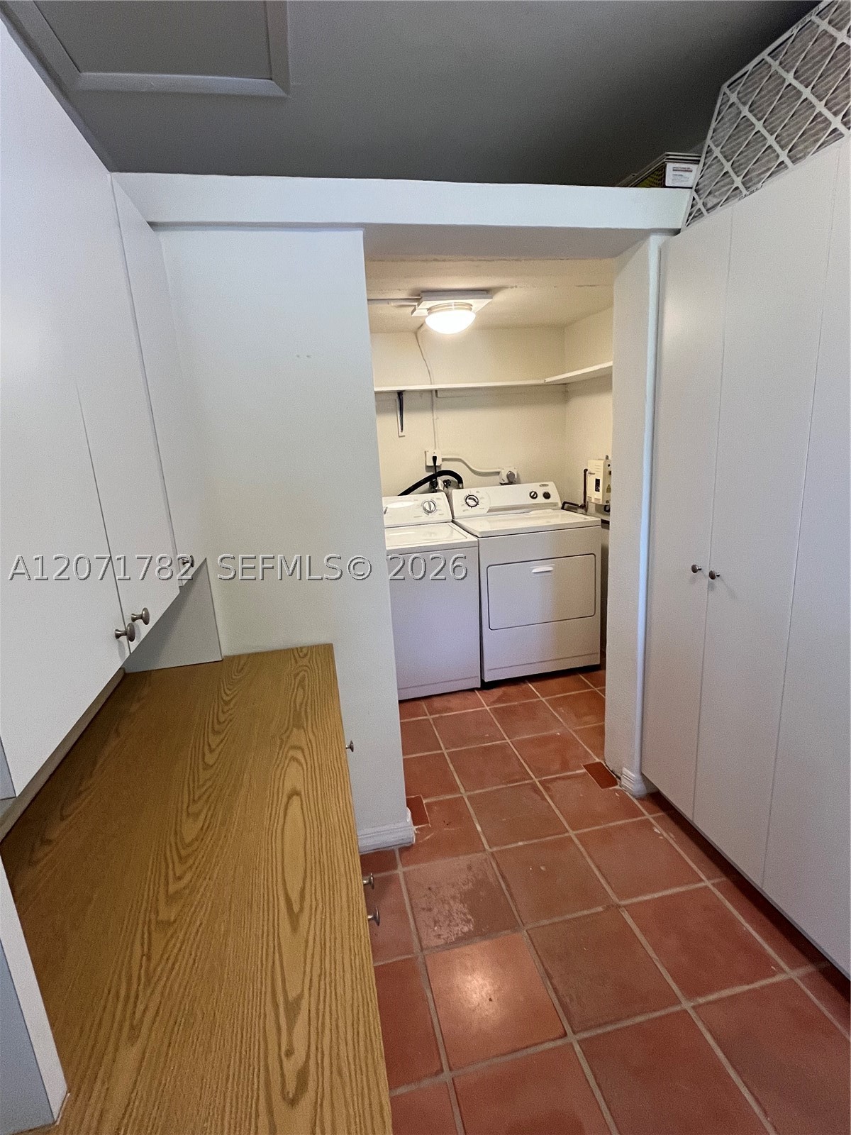 2353 SW 4th St, Miami FL 33135