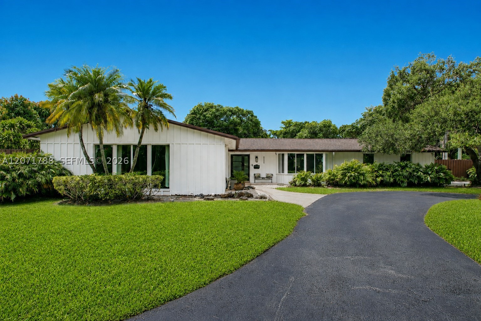 8520 SW 151st Street, Palmetto Bay FL 33158