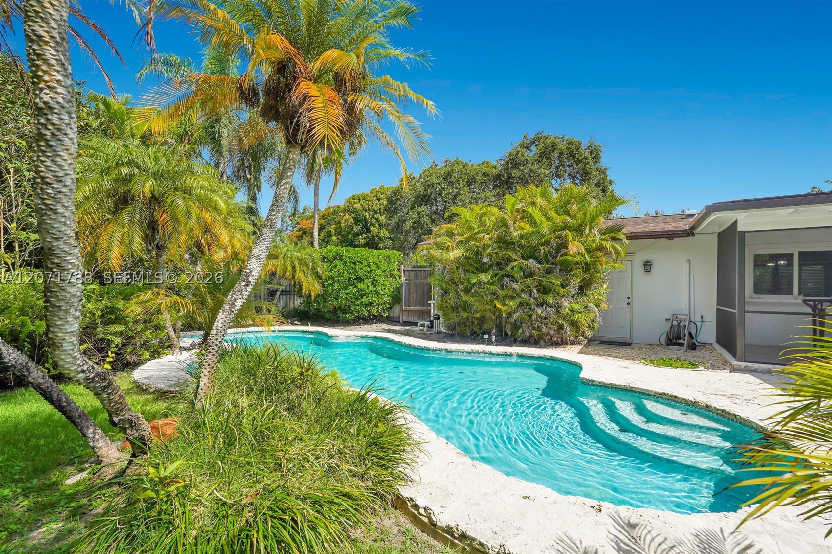 8520 SW 151st Street, Palmetto Bay FL 33158