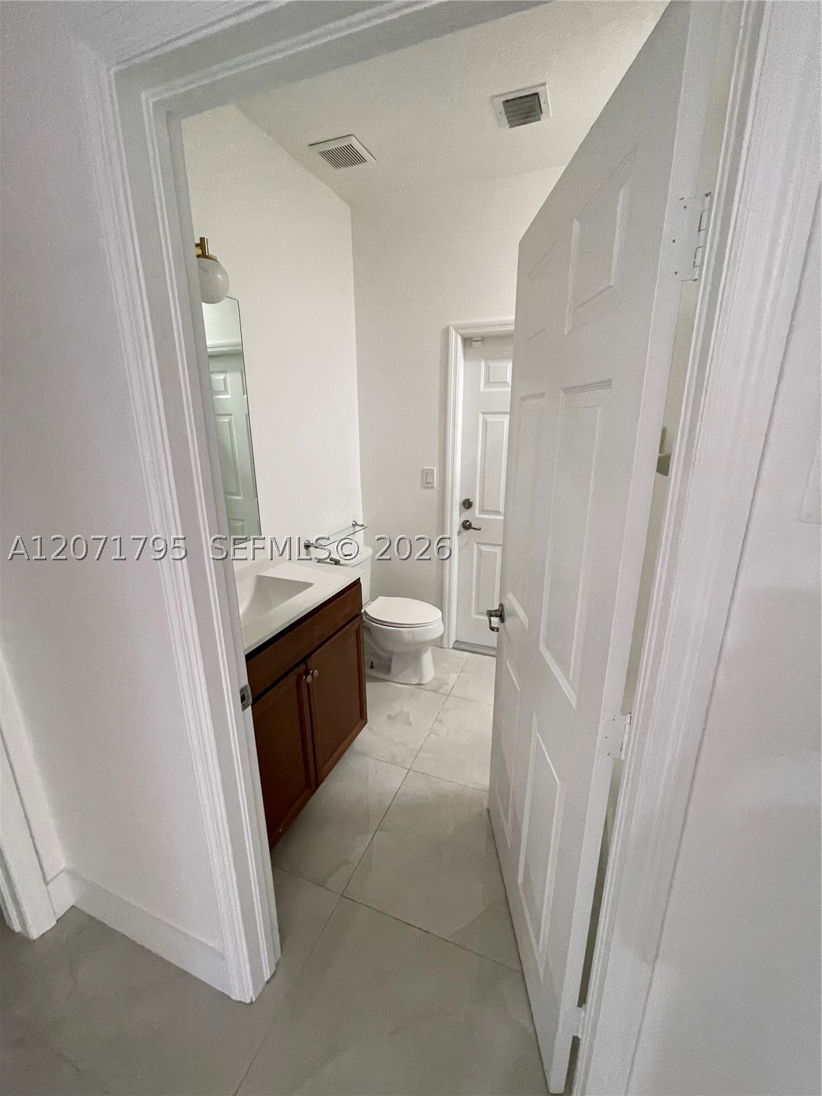 9260 W 35th Ln, Hialeah FL 33018