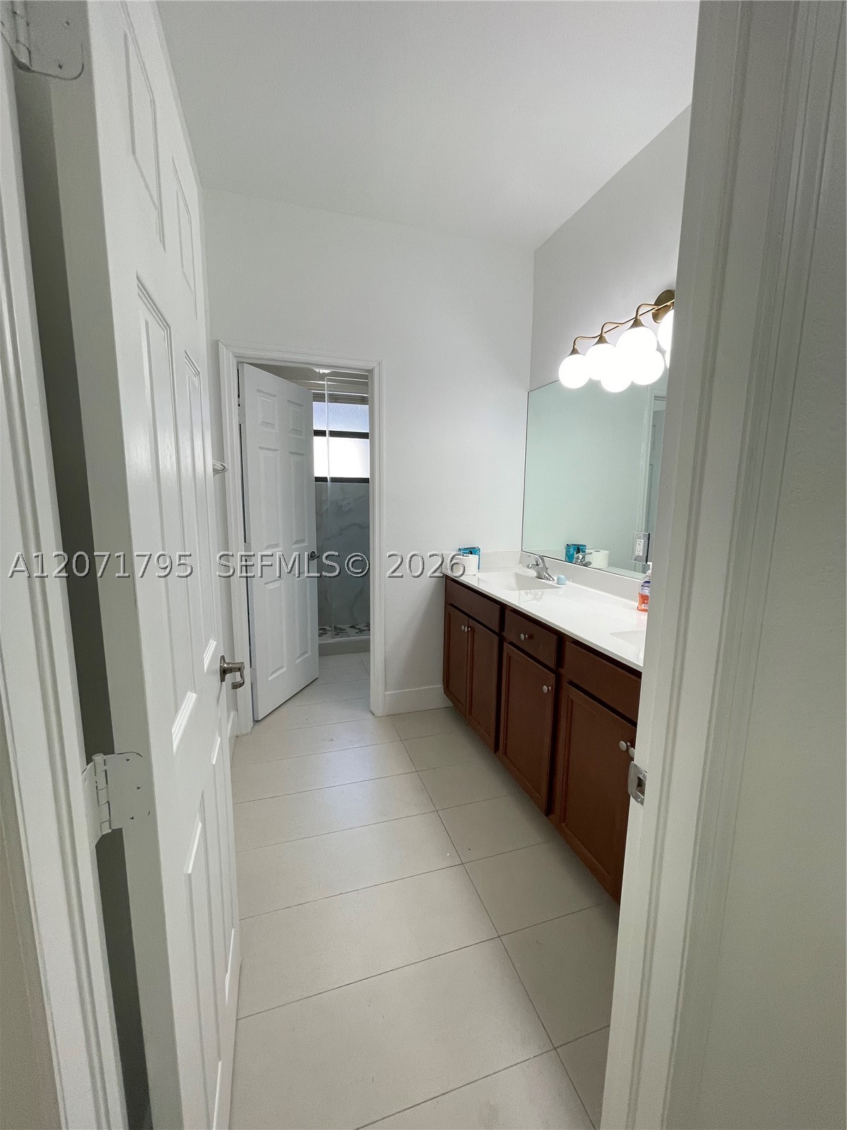 9260 W 35th Ln, Hialeah FL 33018