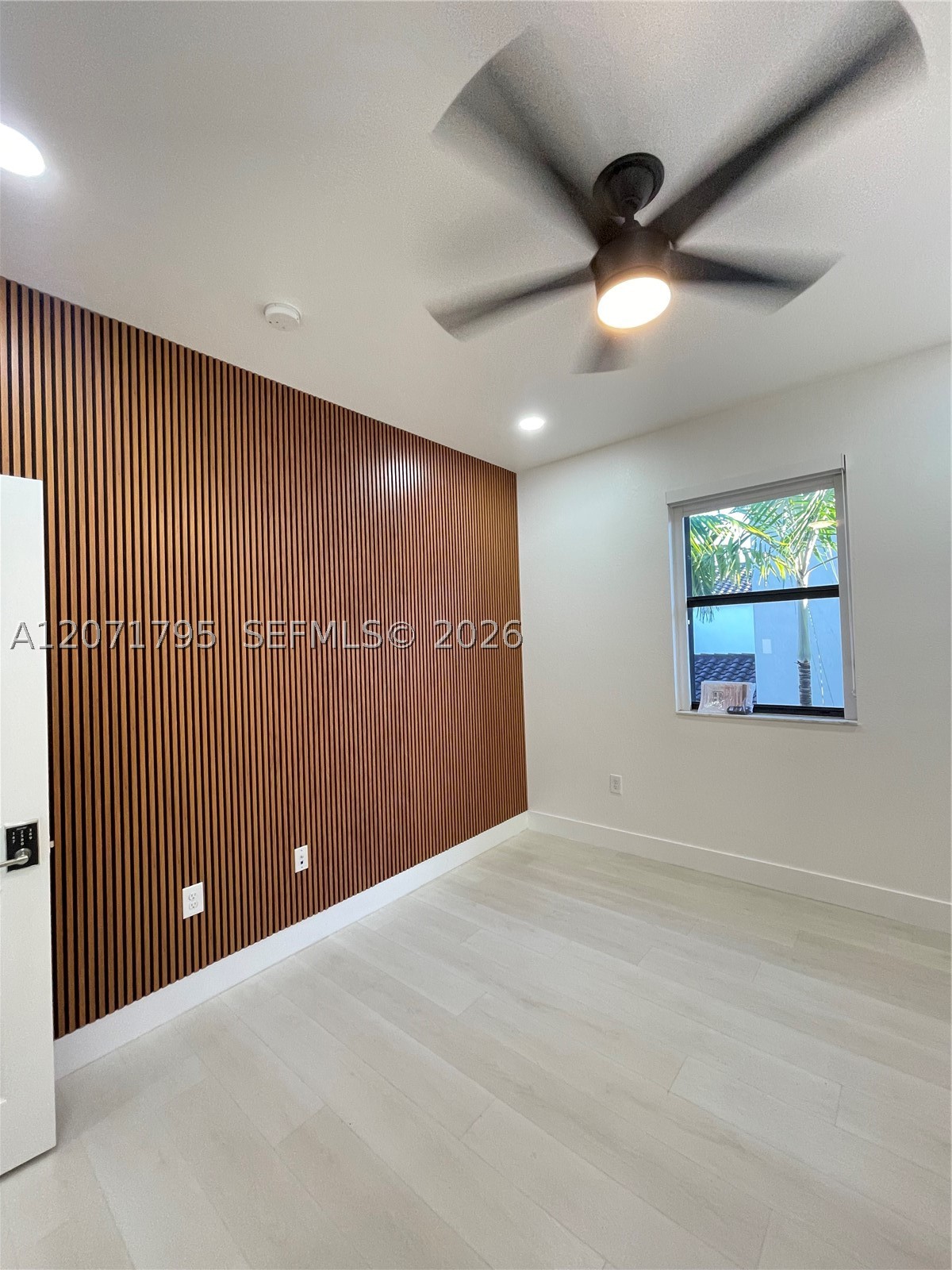 9260 W 35th Ln, Hialeah FL 33018