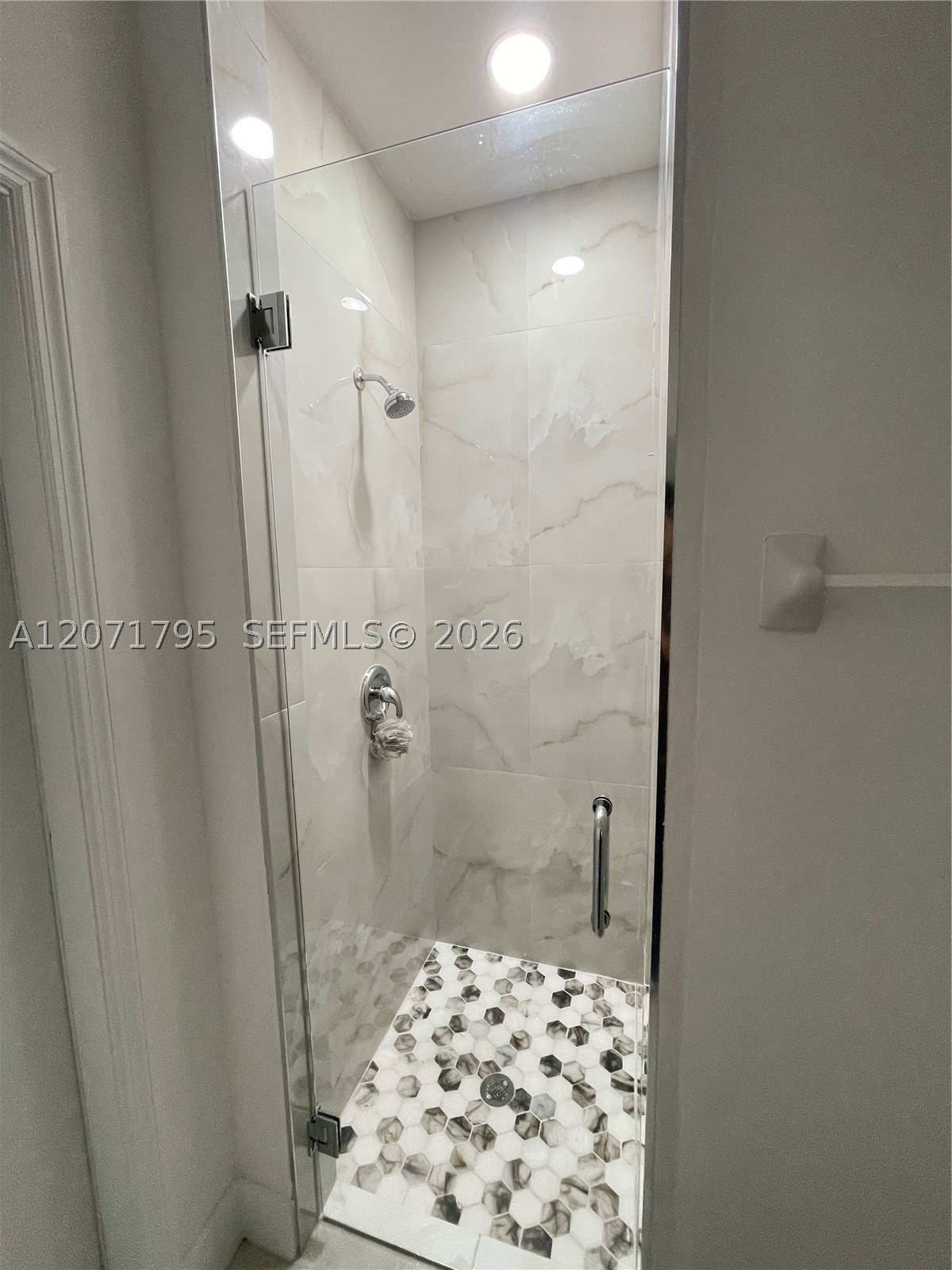 9260 W 35th Ln, Hialeah FL 33018