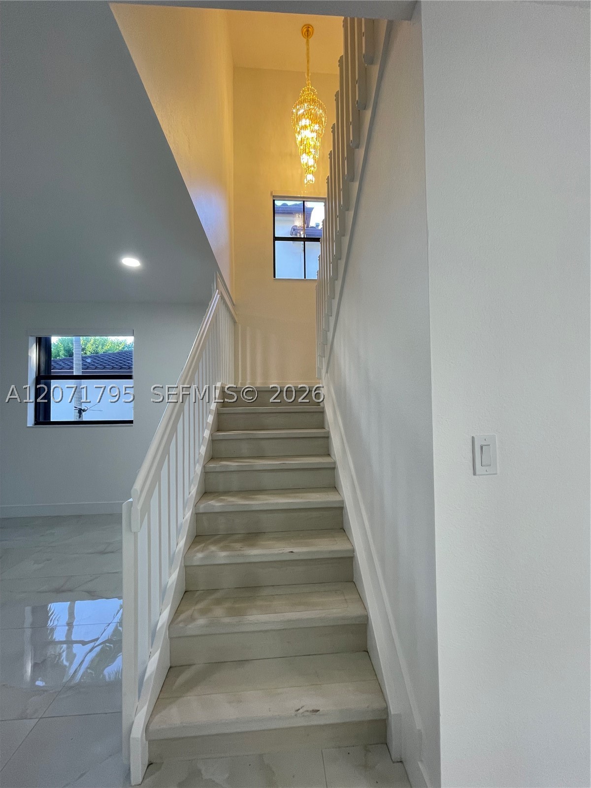 9260 W 35th Ln, Hialeah FL 33018
