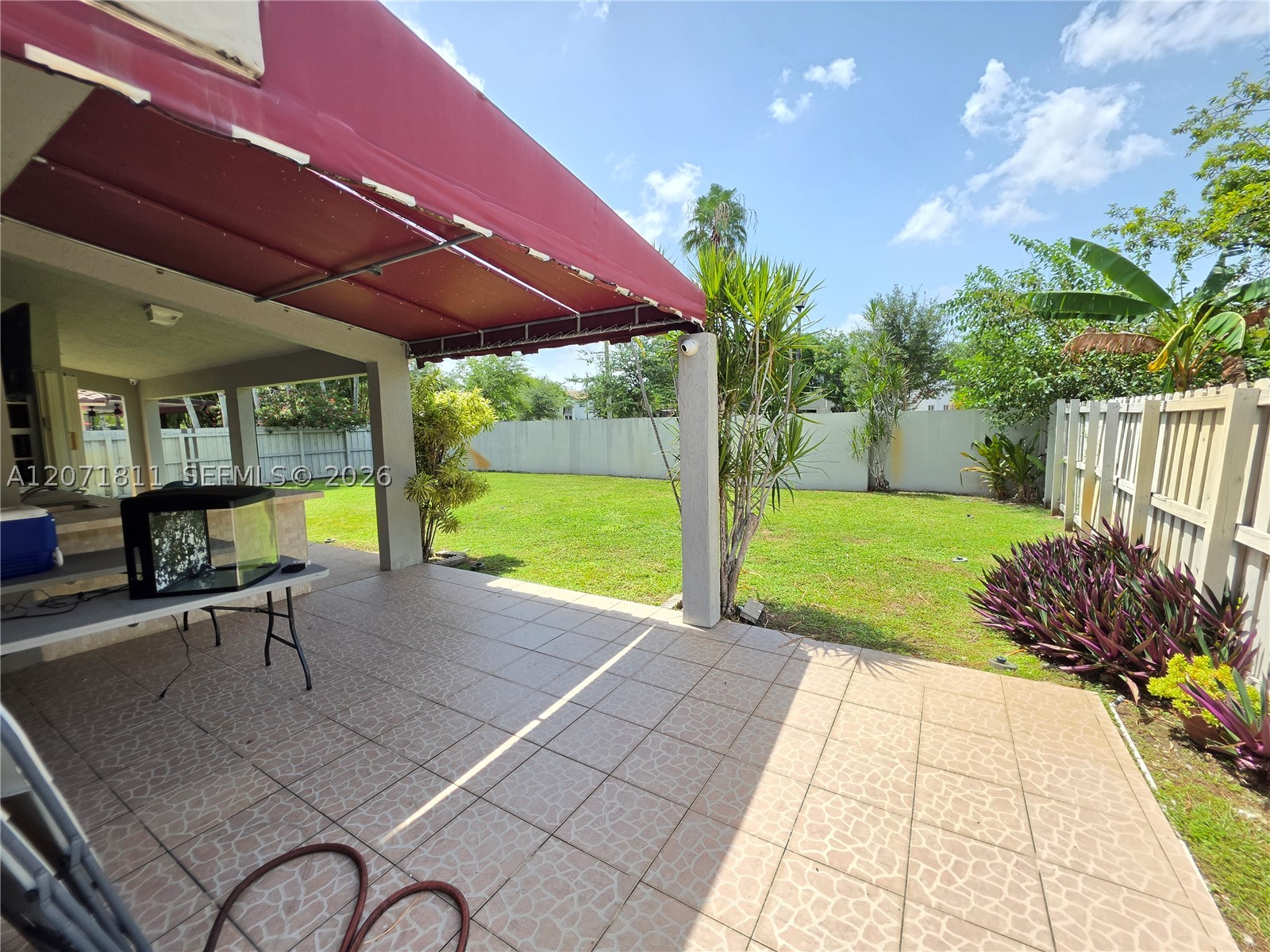 9352 SW 166th Ct, Miami FL 33196