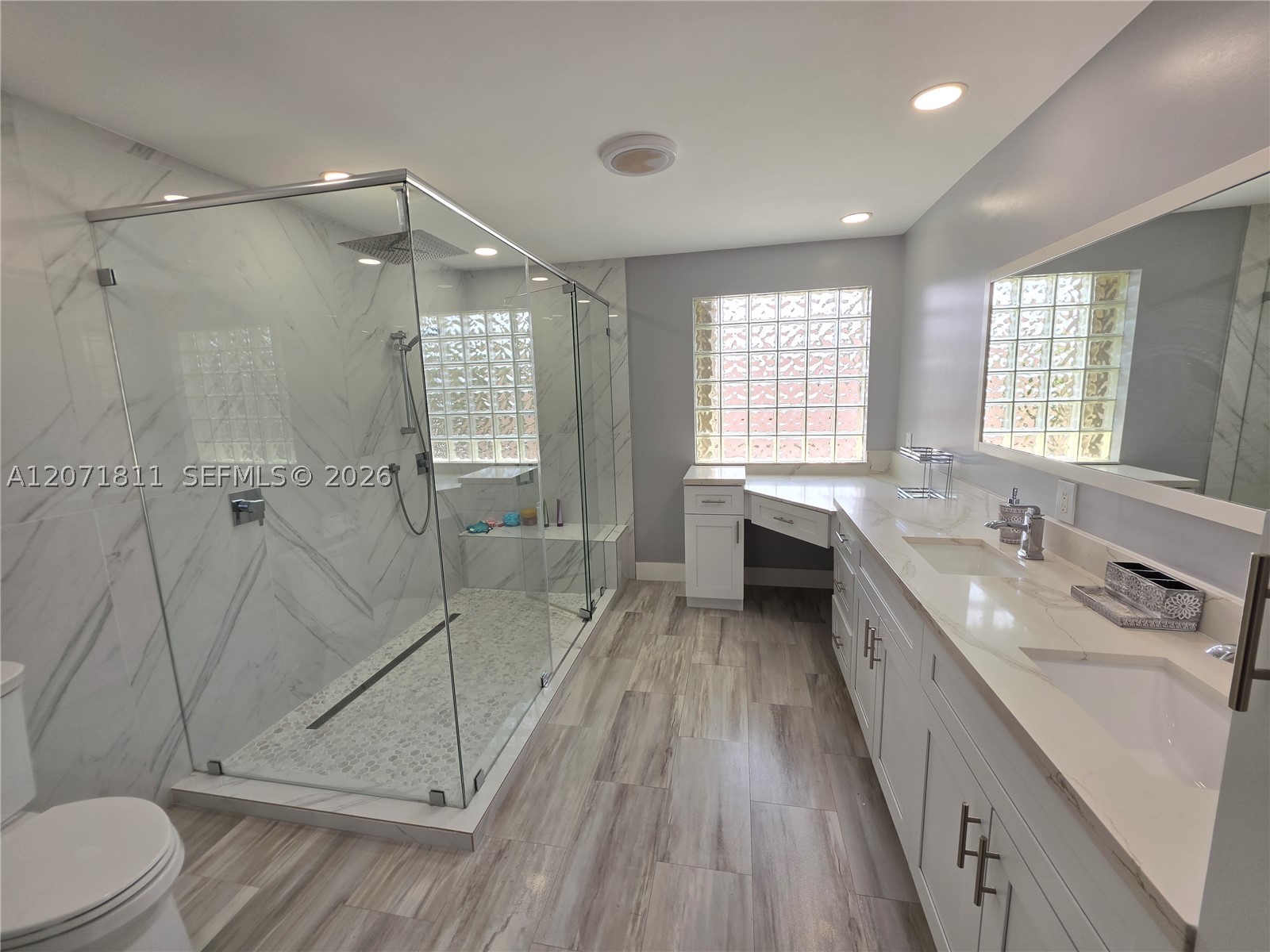 9352 SW 166th Ct, Miami FL 33196