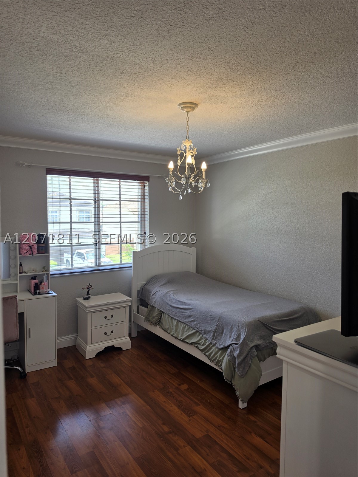 9352 SW 166th Ct, Miami FL 33196