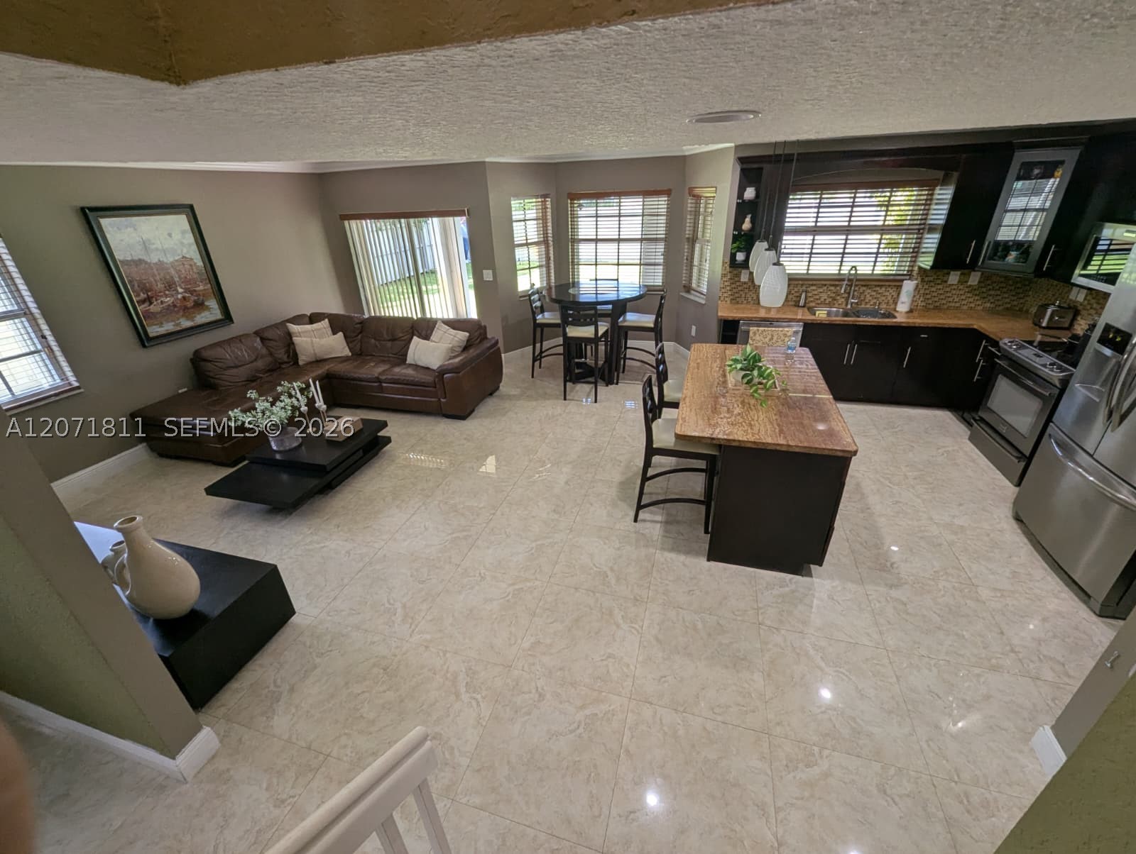 9352 SW 166th Ct, Miami FL 33196
