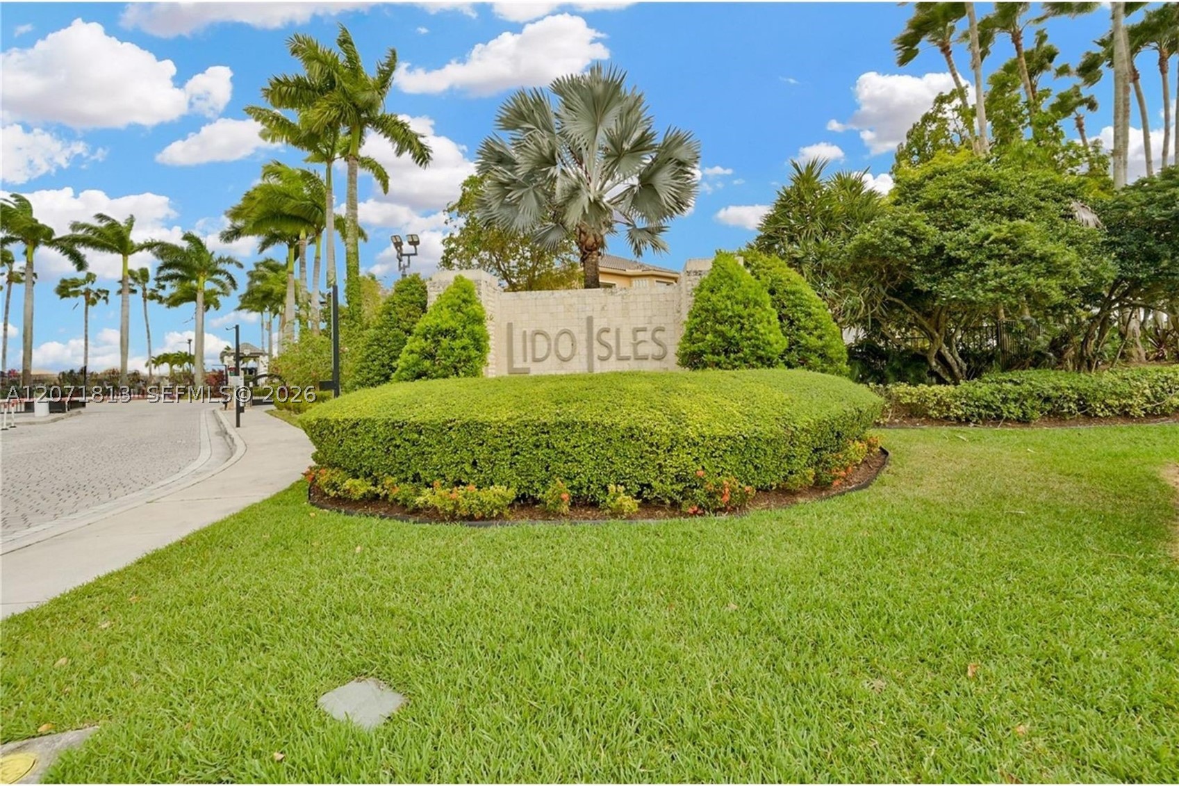 1500 SW 171st Ter, Pembroke Pines FL 33027