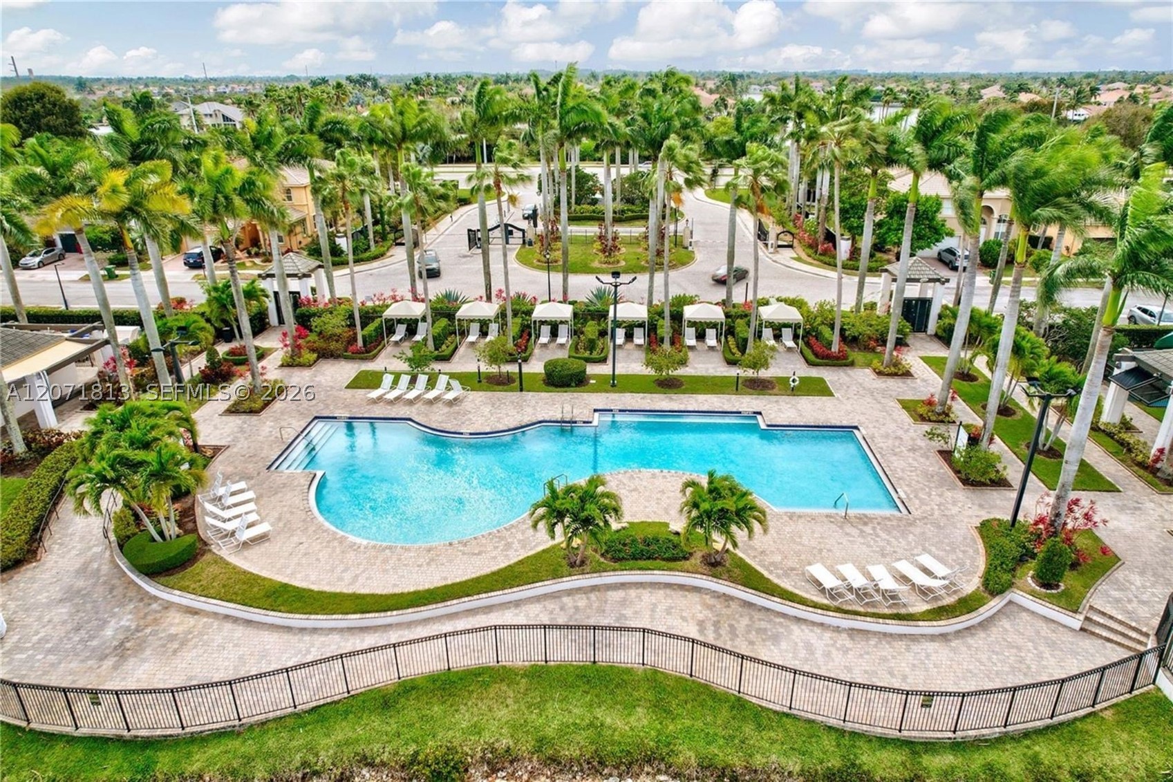 1500 SW 171st Ter, Pembroke Pines FL 33027