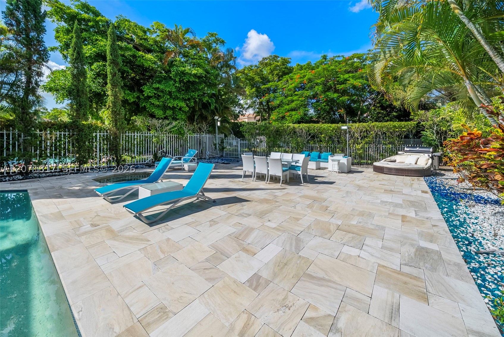 19522 NE 17th Ave, Miami FL 33179