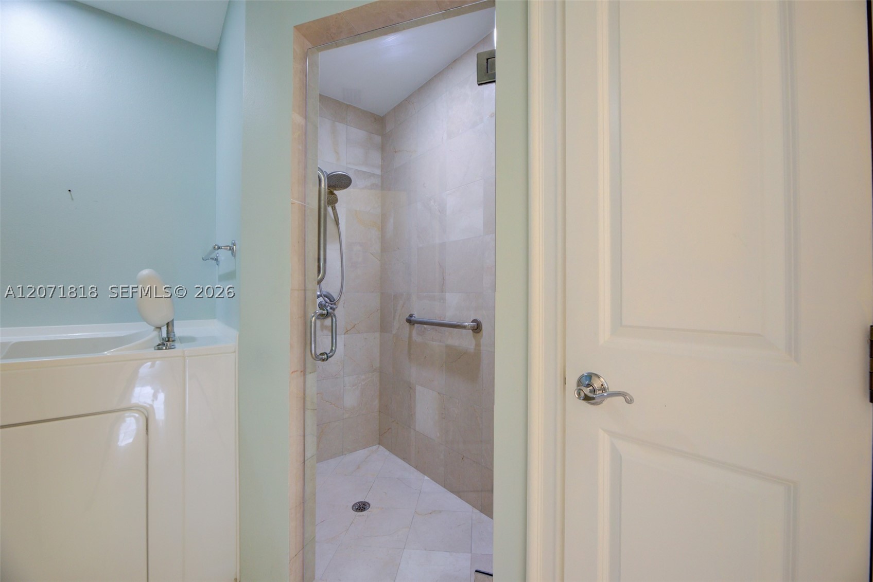 16135 Emerald Estates Dr #165, Weston FL 33331