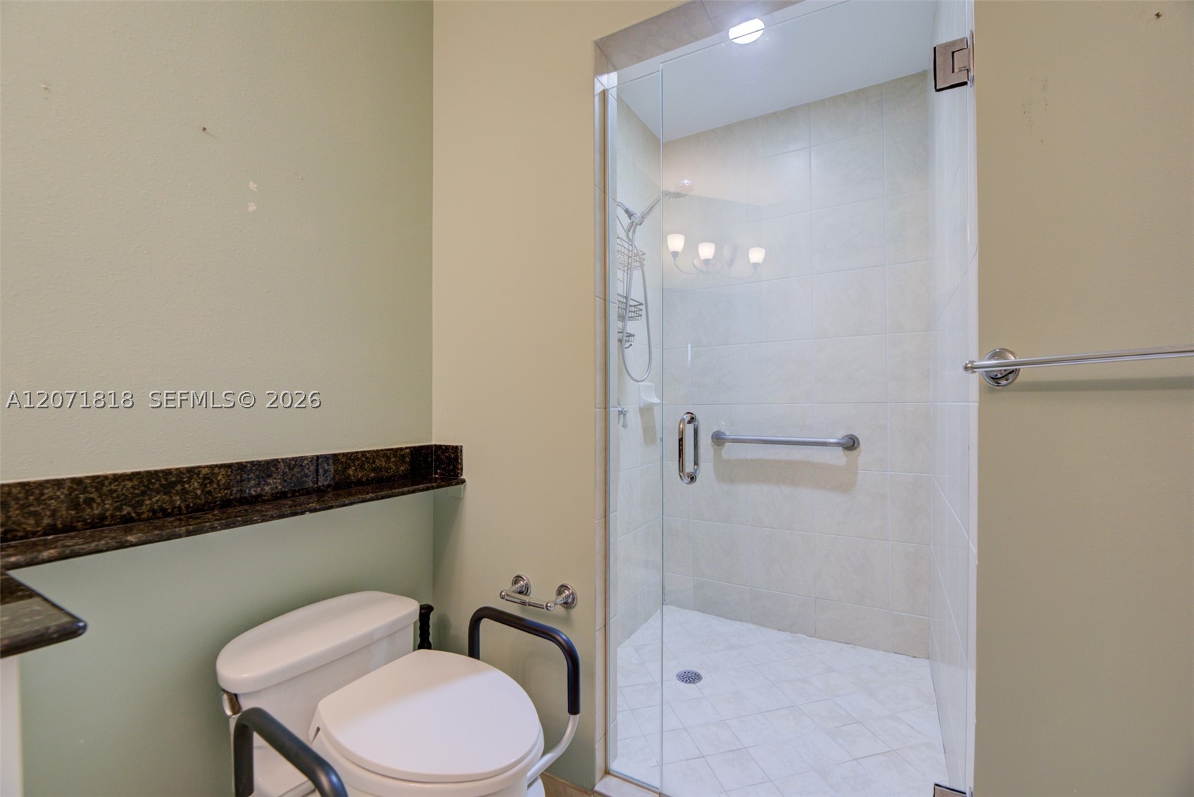 16135 Emerald Estates Dr #165, Weston FL 33331
