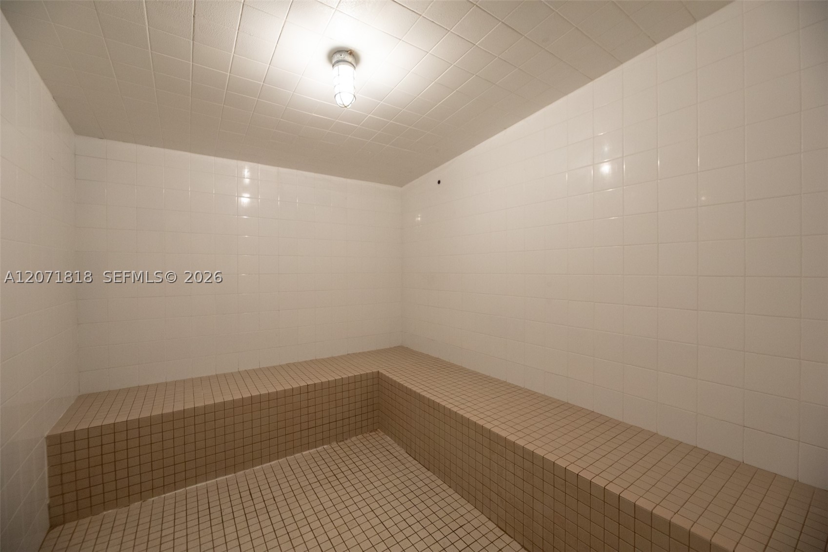 16135 Emerald Estates Dr #165, Weston FL 33331