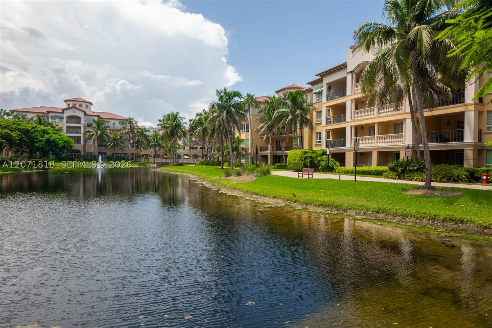 16135 Emerald Estates Dr #165, Weston FL 33331