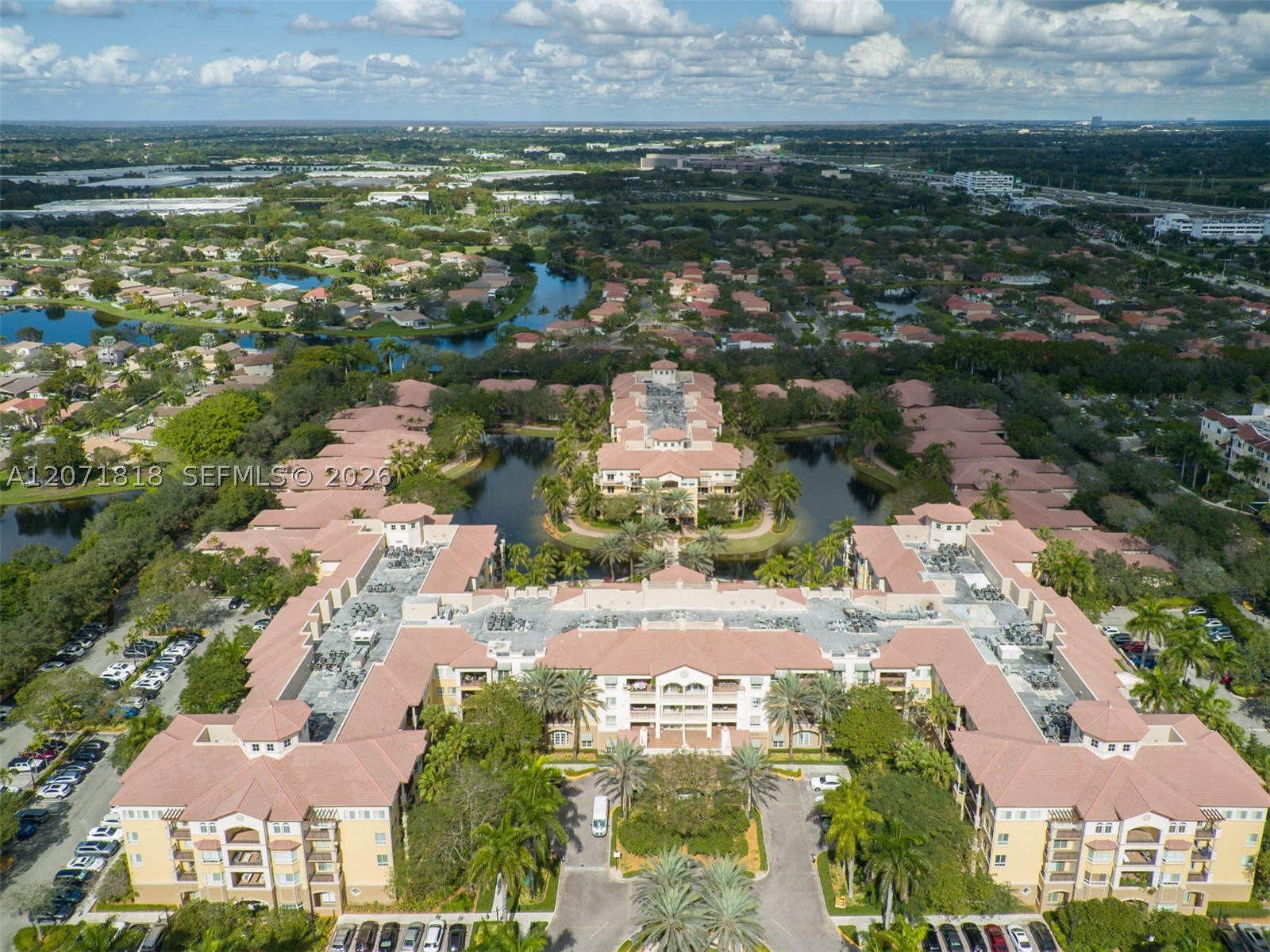 16135 Emerald Estates Dr #165, Weston FL 33331